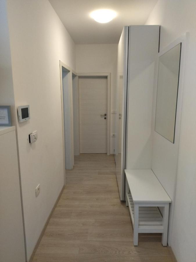 Apartments B&M Sežana Eksteriør billede